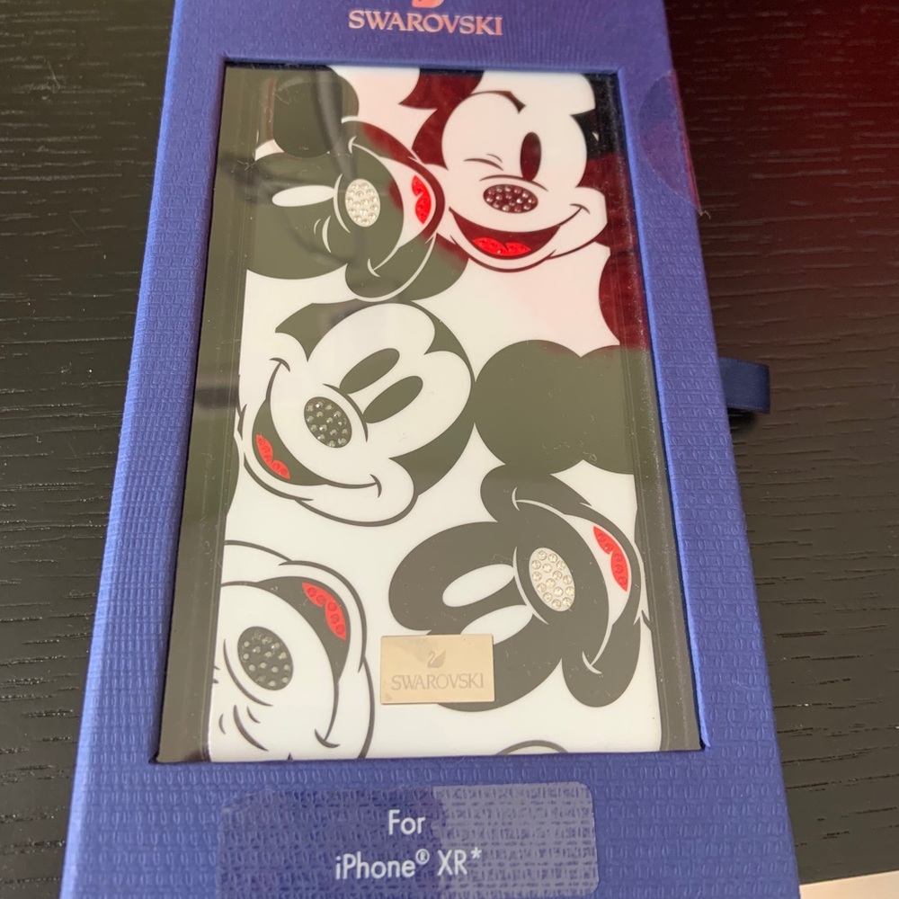 IPHONE XR MICKEY FACE CASE WITH INTEGRATED BUMPER
